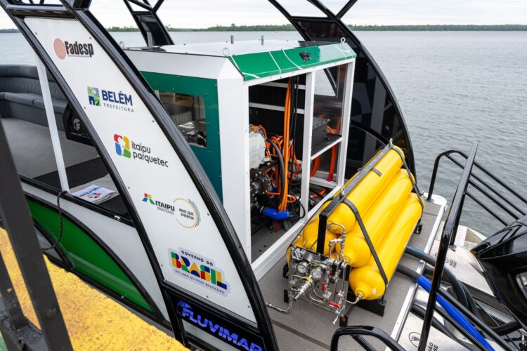Itaipu apresenta embarcação pioneira movida a hidrogênio verde