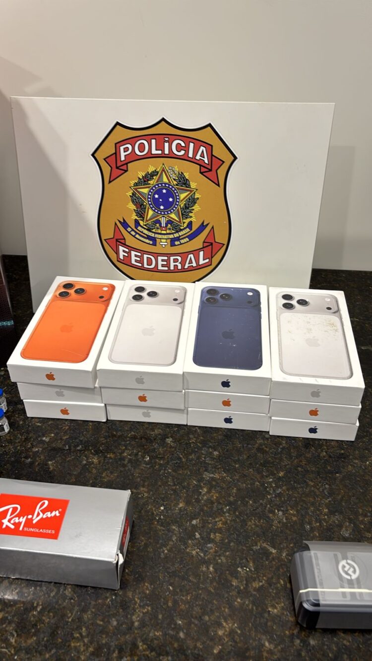 PF flagra dupla no aeroporto de Foz com drogas e eletrônicos sem nota