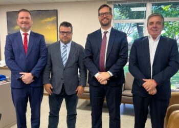 Diretoria do APMP cumpre agenda institucional e reúne associados em Foz do Iguaçu