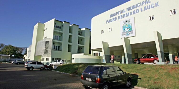 Comus denuncia falta de insumos e risco de colapso no Hospital Municipal