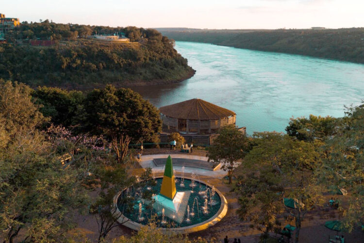 Belezas naturais de Foz são destaque em editorial que rodará o mundo