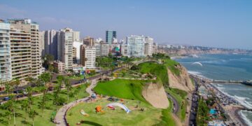 Companhia low cost é opção econômica para conhecer Lima, no Peru