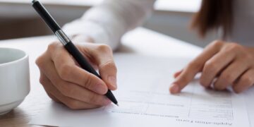 Feira Jovem de Negócios Iguaçu 2025 destaca talentos locais em busca do primeiro emprego