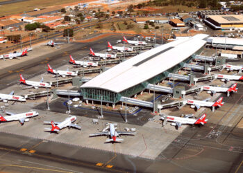 Nova rota: voo direto entre Foz e Brasília já entrou em operação