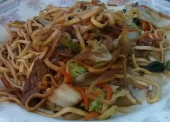 Sukiyaki solidário arrecada fundos para ações sociais do Projeto Esperança e Vida