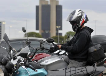 Vereadora quer faixa exclusiva para motos em vias de grande circulação