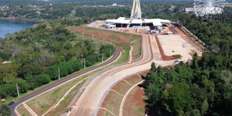 Com ritmo acelerado, Perimetral Leste terá novos desvios de tráfego