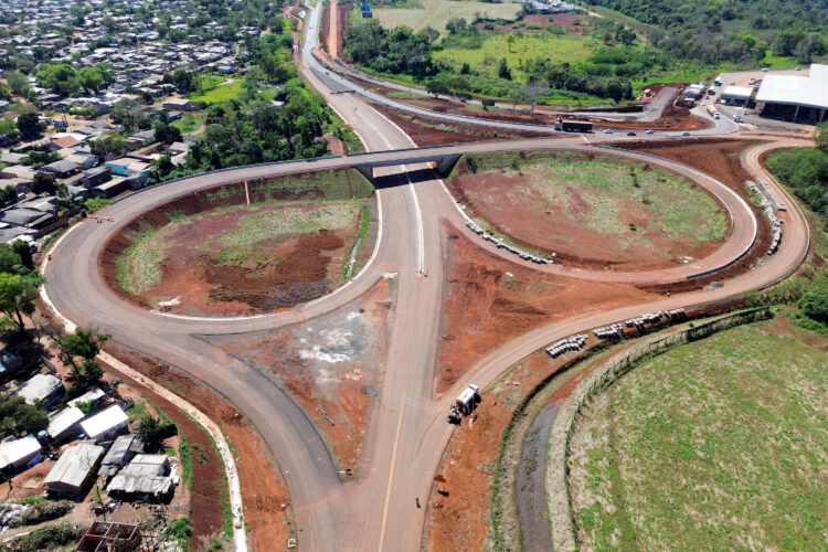 Com ritmo acelerado, Perimetral Leste terá novos desvios de tráfego