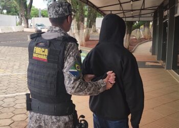 Adolescente é apreendido com drogas na Ponte da Amizade