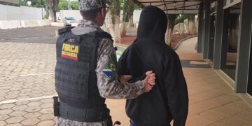 Adolescente é apreendido com drogas na Ponte da Amizade