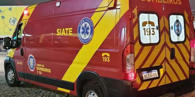 Pai é agredido a pauladas pelo próprio filho no Jardim Jupira