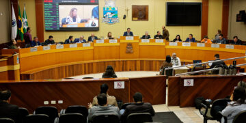 Escolhidos membros das CPIs do Foztrans e dos livros de inglês