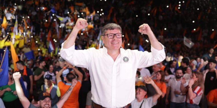 Com 68,55% dos votos, Daniel Mujica é eleito novo prefeito de Ciudad del Este