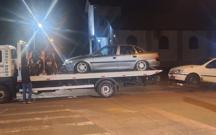 Operação Cavalo de Aço aborda 152 veículos e recolhe 45 ao pátio em Foz do Iguaçu