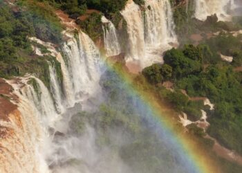 Moradores terão transporte e entrada gratuitos no Cataratas Day 2025