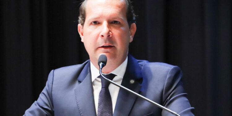 Foz sedia encontro nacional de prefeitos e vereadores em dezembro