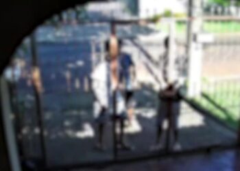 Bandidos pedem um copo de água e invadem casa no Jardim Duarte