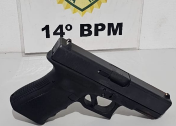 Três pessoas são presas após perseguição policial na Vila C, em Foz do Iguaçu