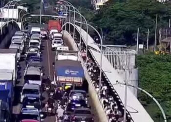 Mais de 23 mil pessoas já atravessam a Ponte da Amizade no início da Black Friday, aponta Receita Federal