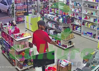 Roubo a farmácia é flagrado por câmeras de segurança no bairro Três Lagoas