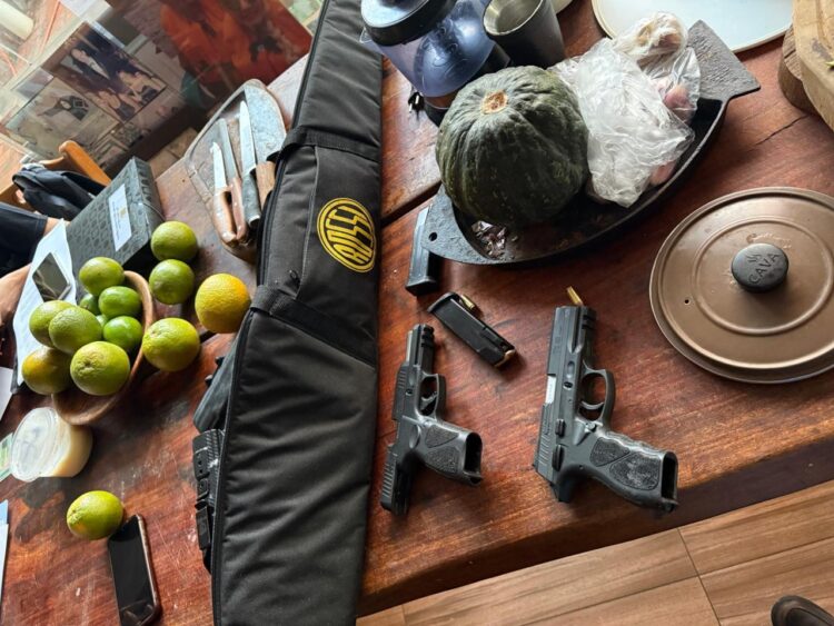 PF mira caça ilegal dentro do Parque Nacional do Iguaçu e apreende armas e carne de peixe