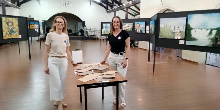 Exposição da ACAPI celebra o legado de Santos Dumont em Foz do Iguaçu