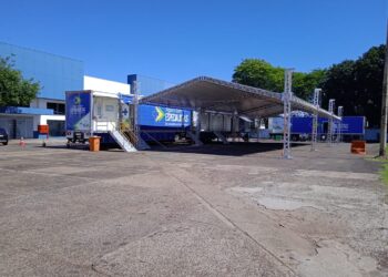 Atendimentos da carreta de oftalmologia começam em Foz do Iguaçu no dia 14 de novembro