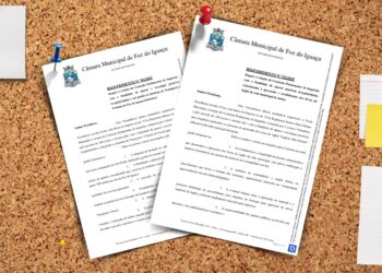 Vereadores de Foz abrem CPIs para investigar gestão do Foztrans e apreensão de livros escolares