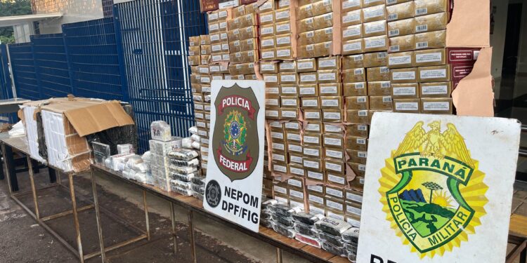 Fuga de motorista termina com apreensão de cigarros, óculos e anabolizantes