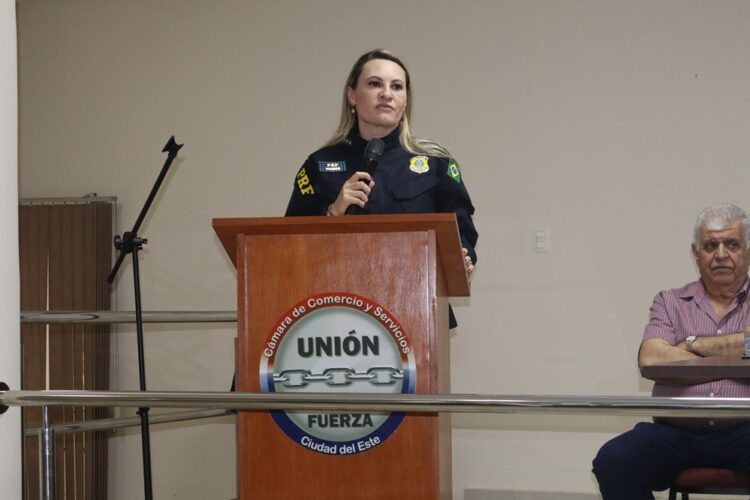 Ciudad del Este se prepara para a Black Friday 2025 e discute logística após abertura da nova ponte