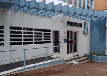 Diretor do Procon alerta consumidores e ensina como evitar golpes na Black Friday