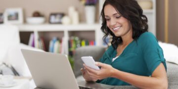 Black Friday: 63% dos consumidores não reconhecem golpes feitos com IA