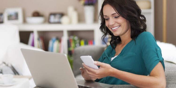 Black Friday: 63% dos consumidores não reconhecem golpes feitos com IA