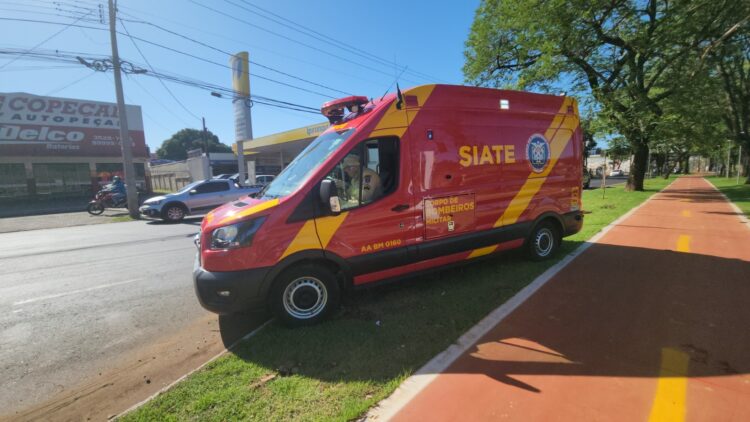 Motociclista fica ferido após colisão na Avenida JK