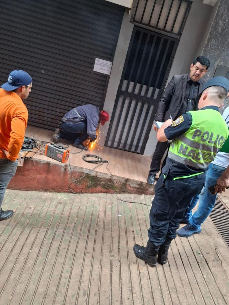 Fiscalização flagra irregularidades na Black Friday e fecha loja por descumprir normas