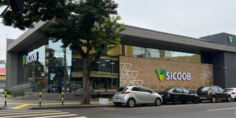Sicoob reforça posição e é a marca cooperativa mais valiosa do país