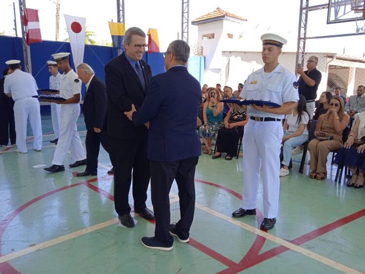 Capitania Fluvial do Rio Paraná Celebra 85 Anos com Homenagens a Parceiros