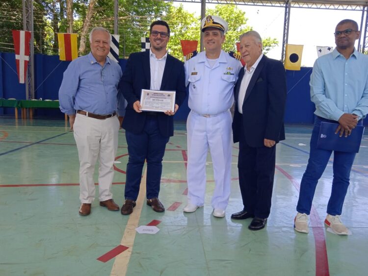 Capitania Fluvial do Rio Paraná Celebra 85 Anos com Homenagens a Parceiros