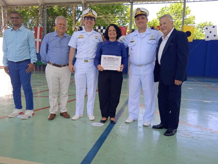 Capitania Fluvial do Rio Paraná Celebra 85 Anos com Homenagens a Parceiros