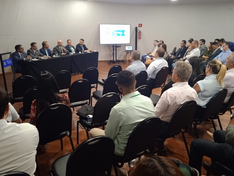 Procurador-Geral de Justiça participa da assinatura de termos de cooperação em Foz do Iguaçu