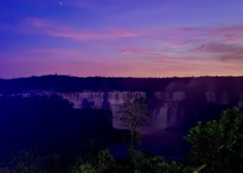 Céu das Cataratas ganha novo horário para observação das estrelas no Parque Nacional do Iguaçu