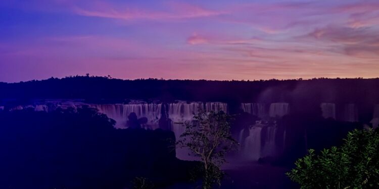 Céu das Cataratas ganha novo horário para observação das estrelas no Parque Nacional do Iguaçu