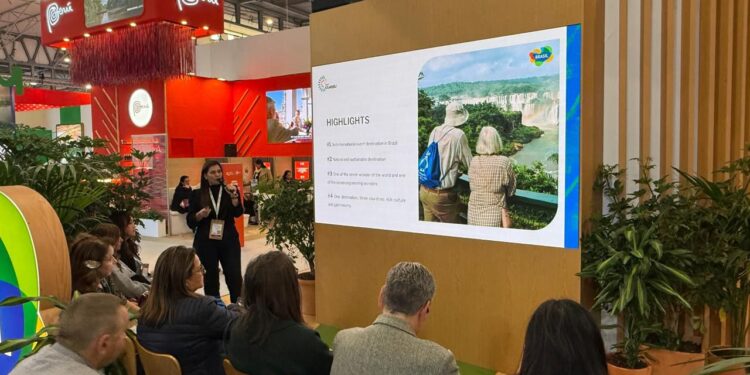 Visit Iguassu reforça projeção de Foz do Iguaçu no turismo de eventos