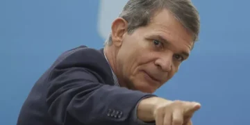 Silva e Luna recua e anula exoneração de 11 ocupantes de cargos em comissão