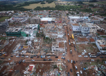 Três tornados atingiram o Paraná na sexta-feira (07), confirma Simepar; ventos chegaram a 330 km/h