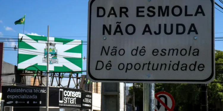 Falta de coordenação prejudica ações com pessoas em situação de rua, dizem vereadores