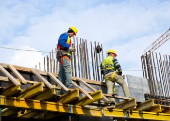 Construção Civil cresce em Foz, mas juros altos e burocracia freiam novos projetos