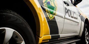 Polícia encontra veículo com diversos disparos após tiroteio no Jardim São Paulo