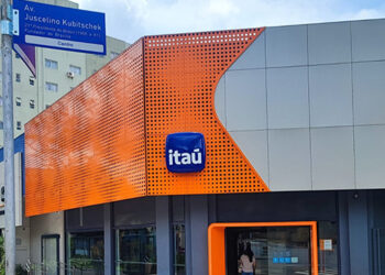 Sindicato dos Bancários cobra mais segurança e efetivo do Itaú em Foz