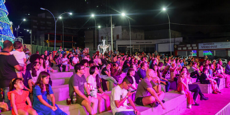 Foz abre o Natal das Cataratas neste domingo (07) com grande celebração na Praça da Paz